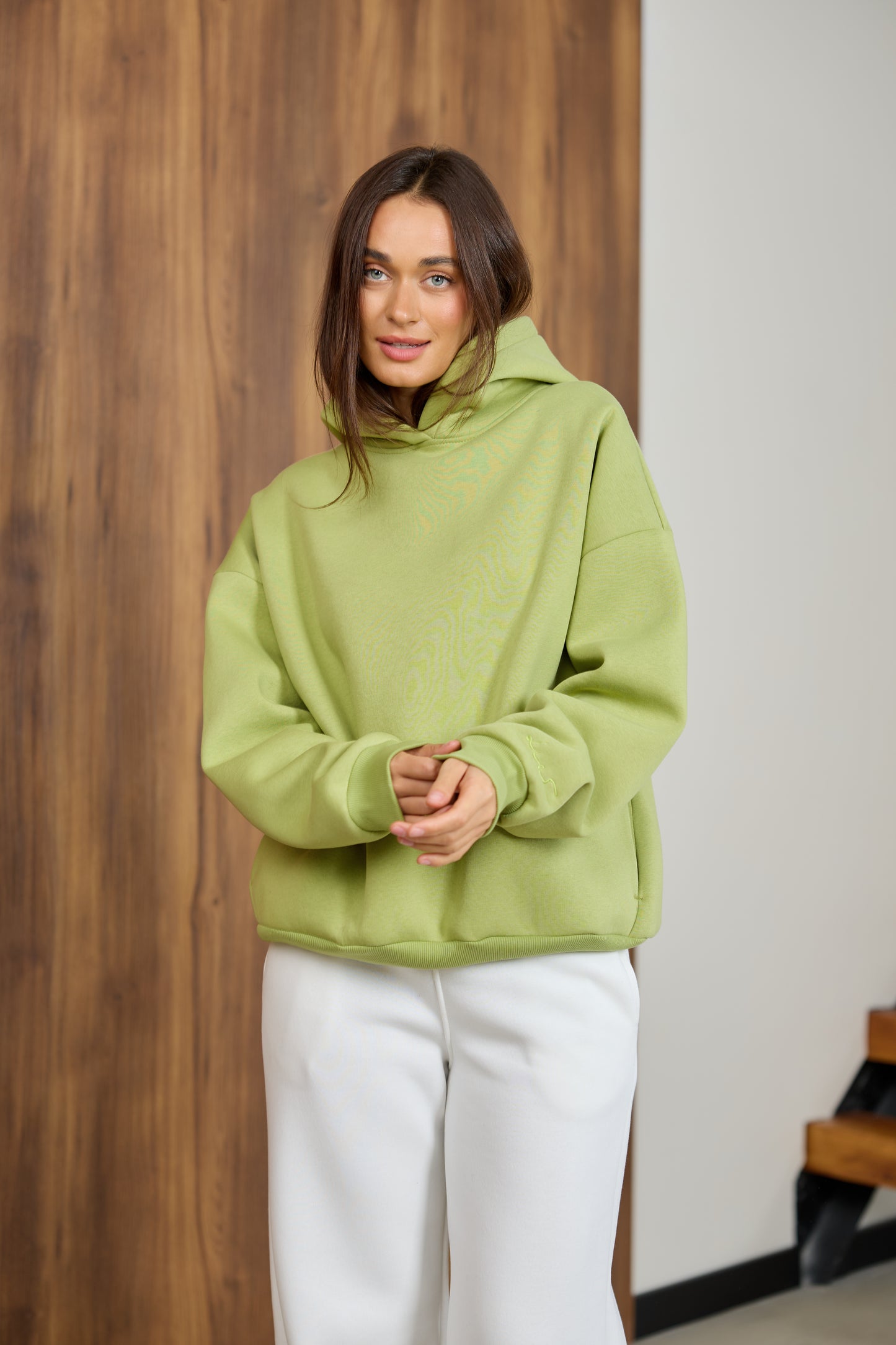 Худі оливковий